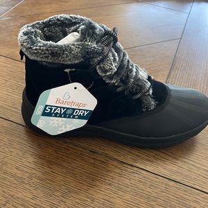 BareTraps winter boots